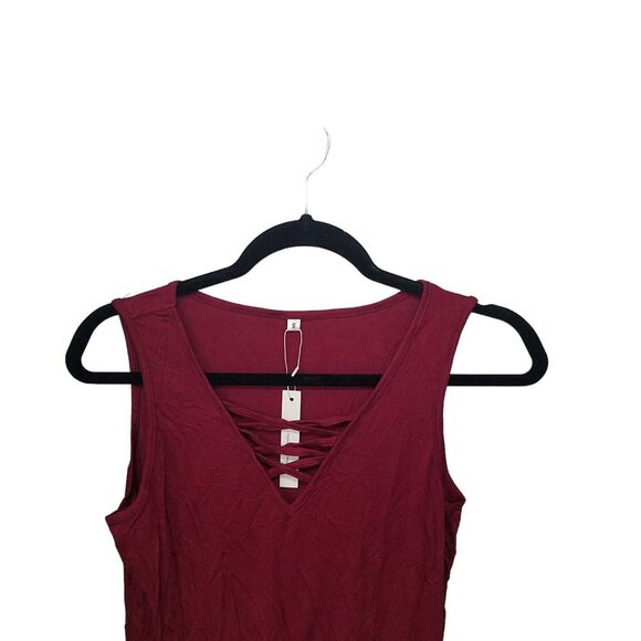 WNeedU Womens Sz S Red Solid Sleeveless Blouse - Picture 3 of 9